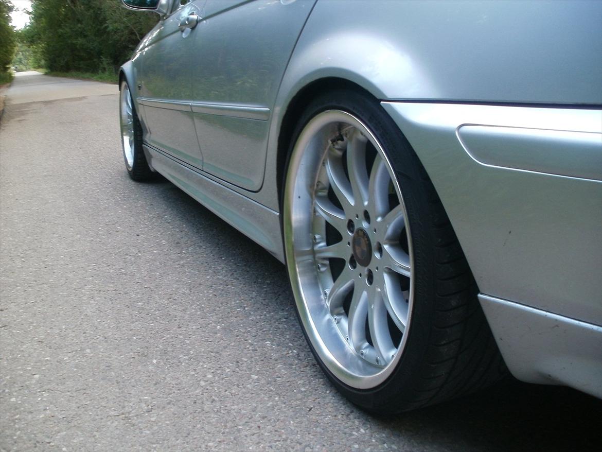 BMW 323i 2.5 billede 7