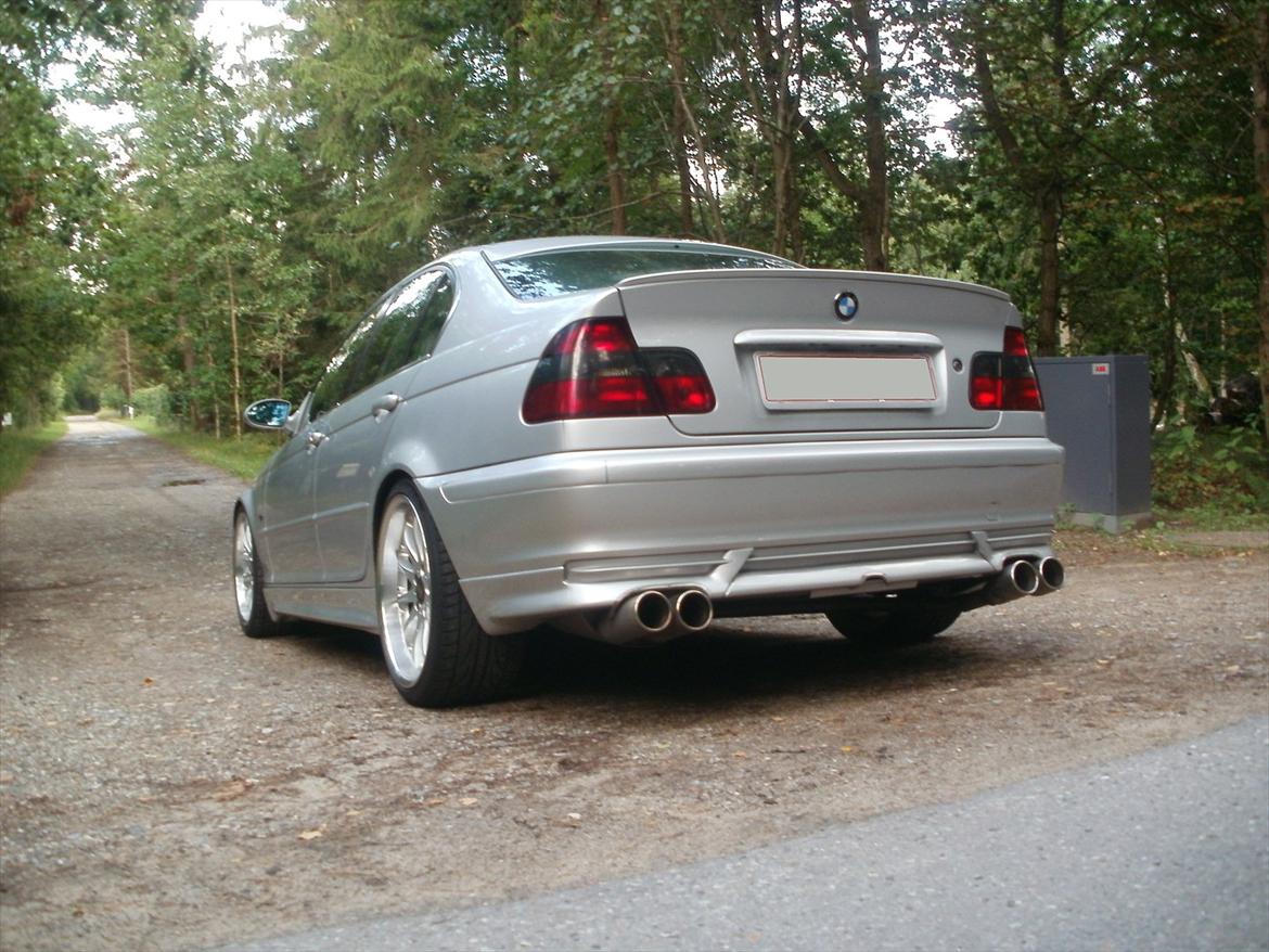 BMW 323i 2.5 billede 9