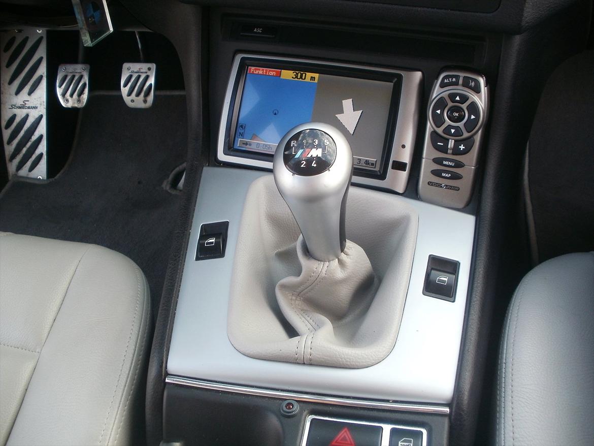 BMW 323i 2.5 billede 15