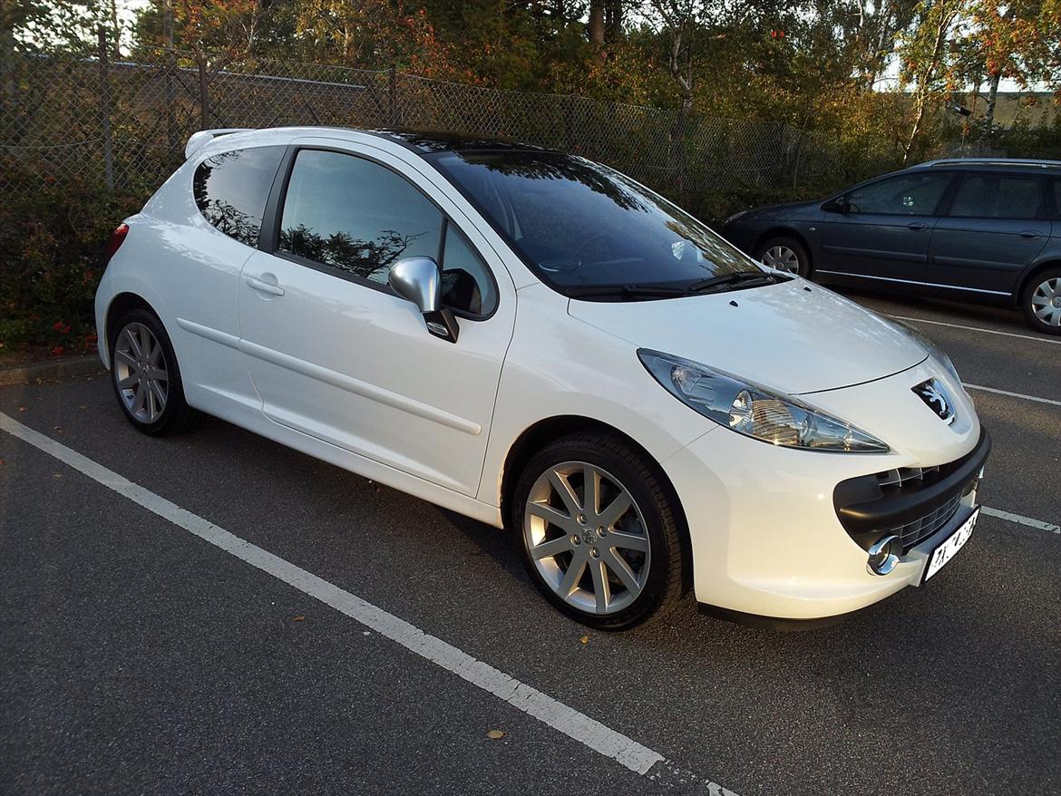 Peugeot 207 RC (Solgt) billede 8