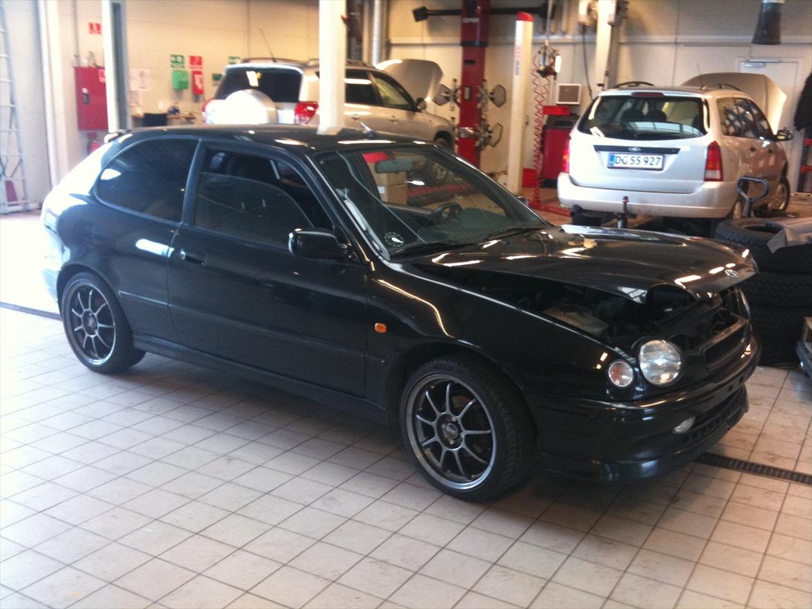 Toyota Corolla 1,6 G6R skrottet billede 3