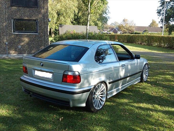 BMW 316 Compact"solgt" billede 4