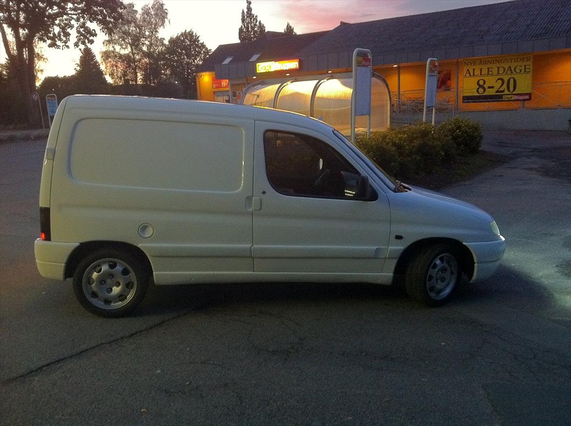 Peugeot partner Lambo Doors billede 7