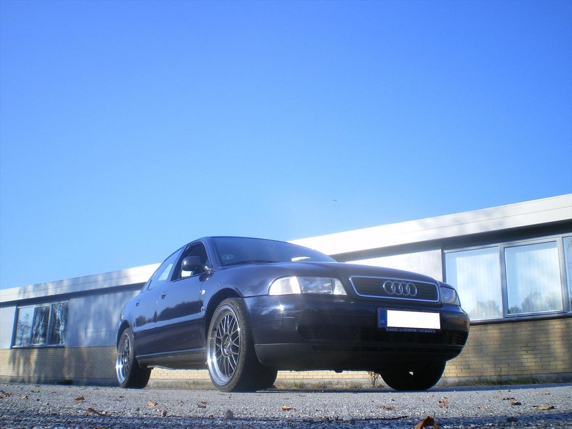 Audi A4 1,8 20V Til salg  billede 2