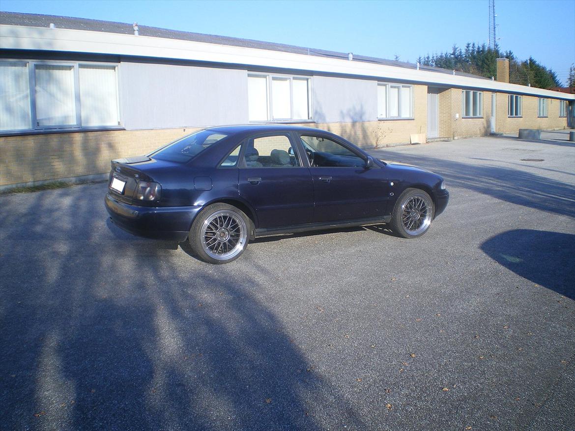 Audi A4 1,8 20V Til salg  billede 4