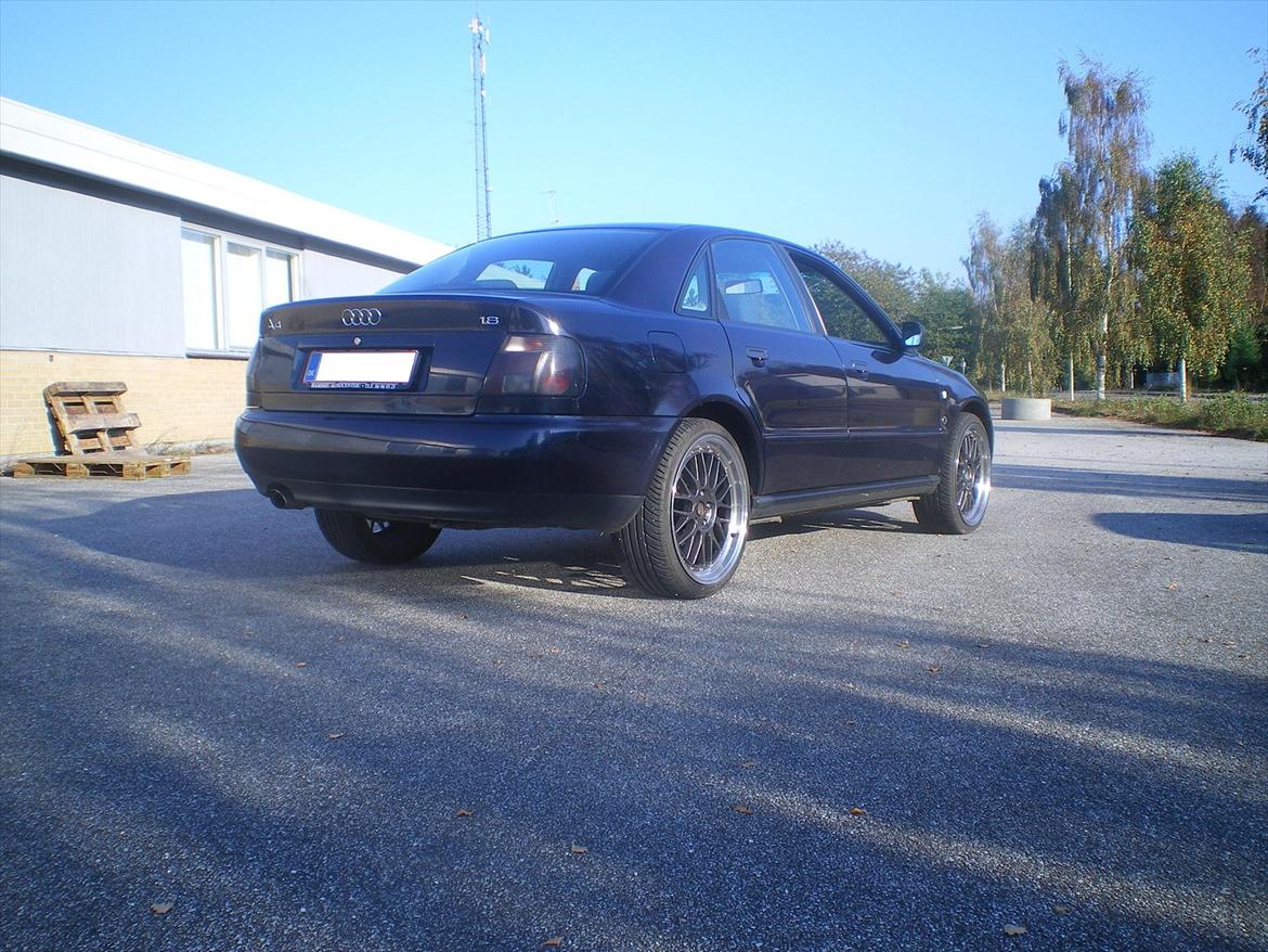 Audi A4 1,8 20V Til salg  billede 5