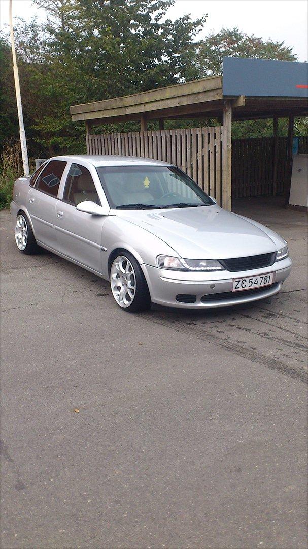 Opel Vectra  billede 1