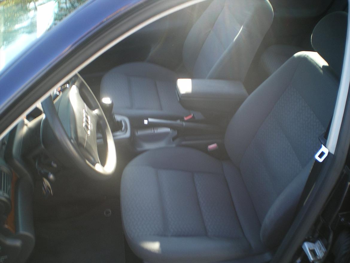 Audi A4 1,8 20V Til salg  billede 12