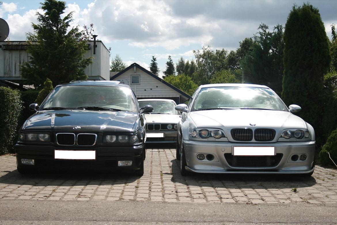 BMW E36 328i    - Jeg elsker det her billede. :) 
E46 3.2 500Hk 
E36 2.8 200Hk 
E34 2.0 150Hk  billede 8