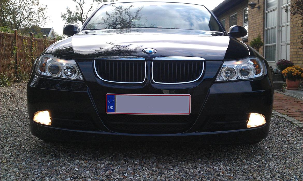 BMW 320i E90 *Solgt billede 3