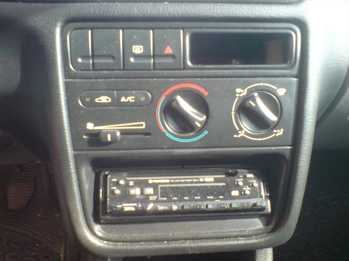 Peugeot 406 - Aircon. når man først har haft det, er det ikke til at undvære igen billede 6