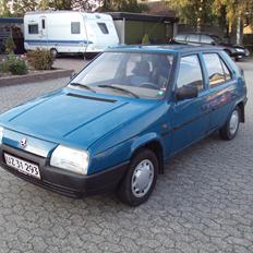 Skoda Favorit 135L [SKROTTET]