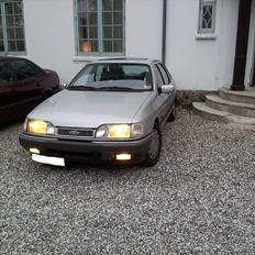 Ford Sierra 2,0i