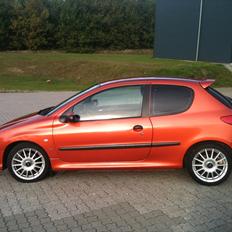 Peugeot 206 1.6 s16
