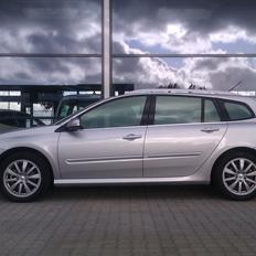 Renault Laguna III Sport Tourer 2,0 dCi GT