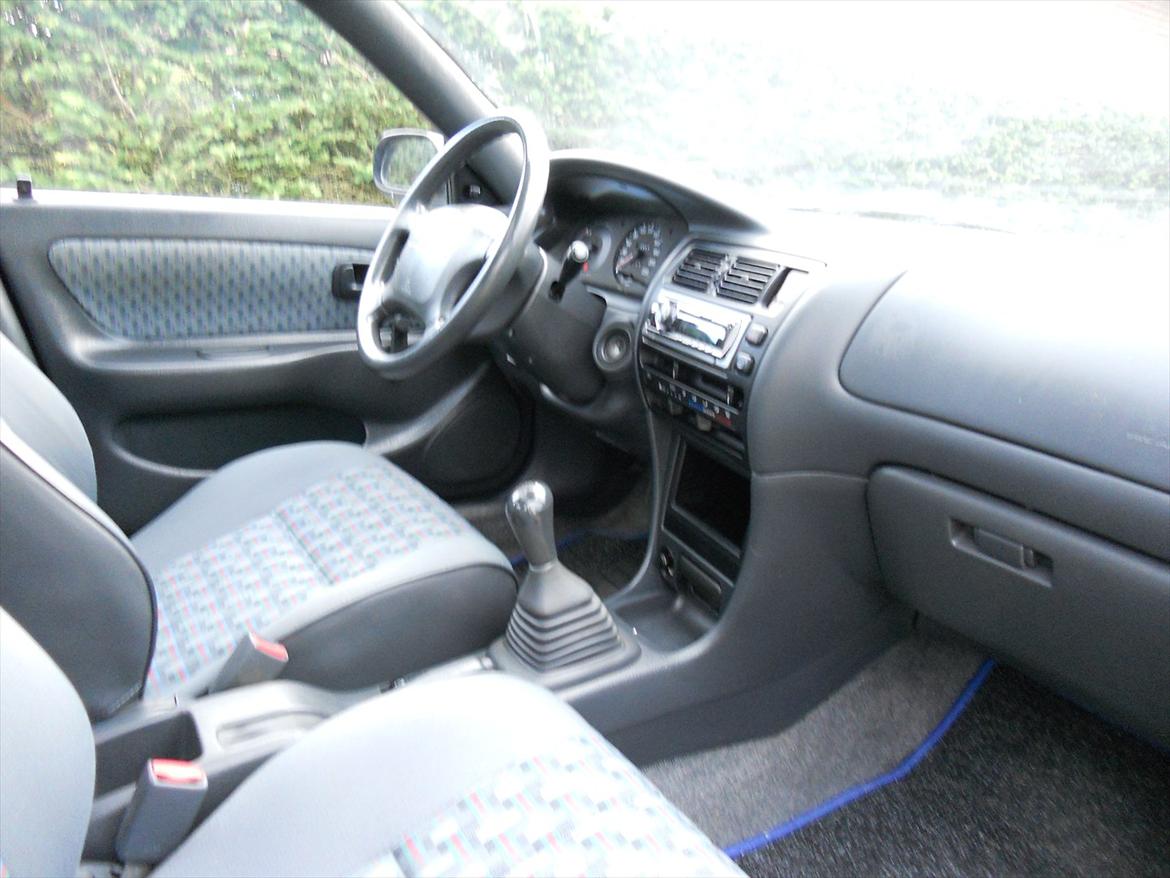 Toyota Corolla 1,3 XLI Sedan R.I.P billede 14