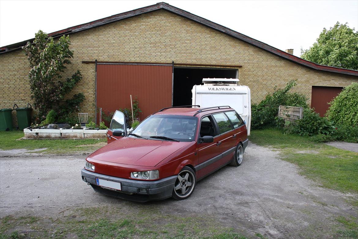 VW Passat 35i Variant Diesel - Med originale Helle Dobbelt lygter.
"bmw" style billede 18