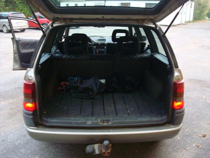 Opel astra f st car  billede 11