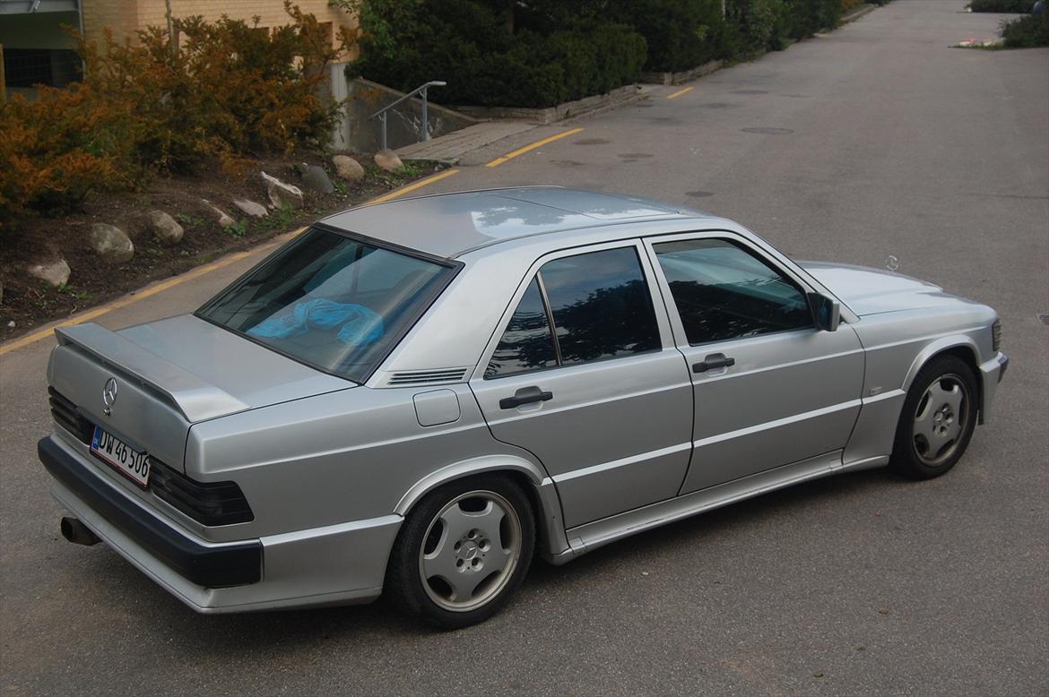Mercedes Benz 2,0 190E 16v billede 2
