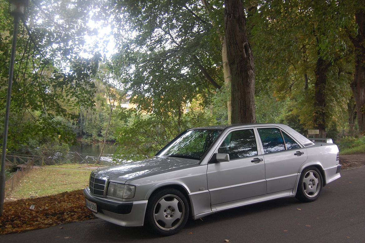 Mercedes Benz 2,0 190E 16v billede 11