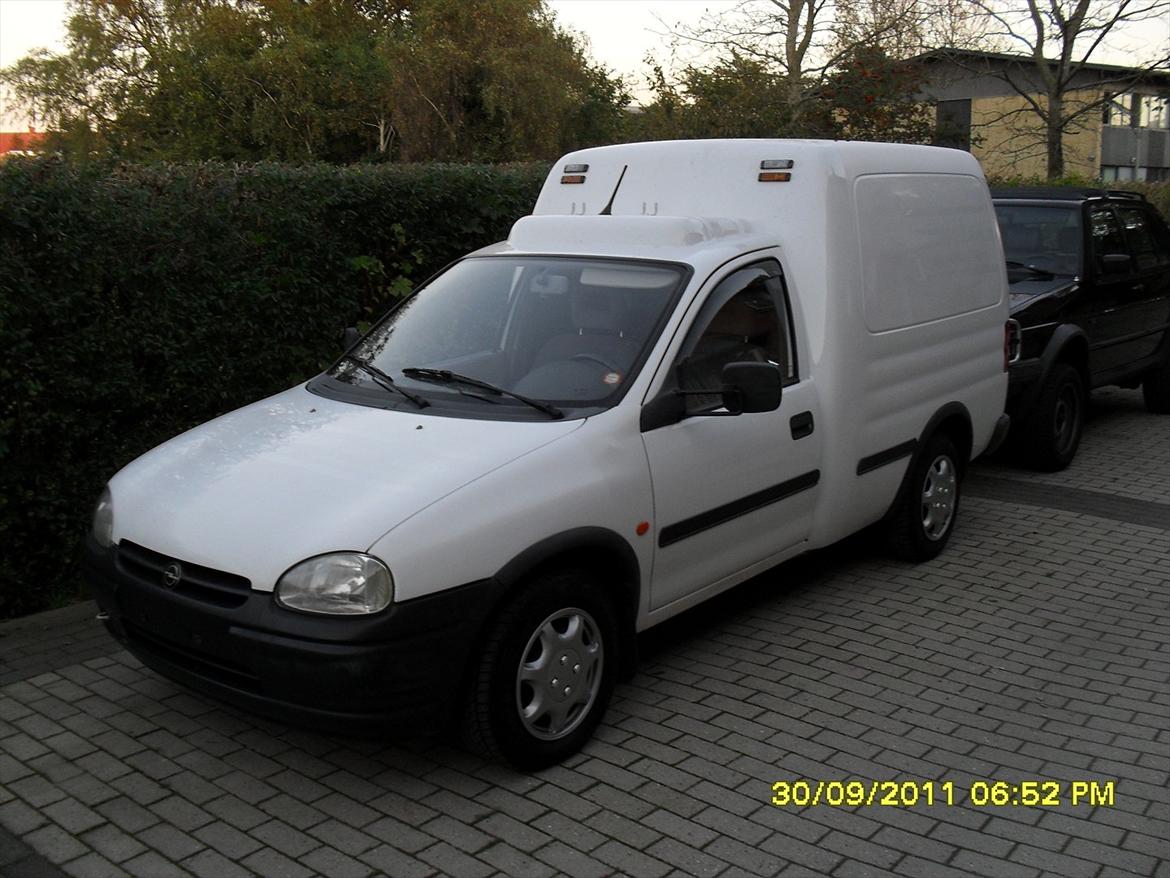 Opel corsa b combo 1,4i (Snehvide) - sådan så den ud da jeg købte den billede 2