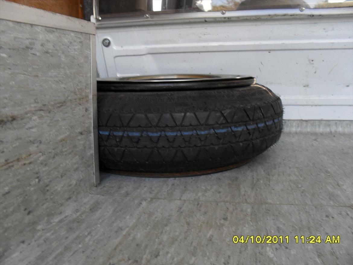 Opel corsa b combo 1,4i (Snehvide) - mit nød reserve dæk der er spændt ud til lir billede 18