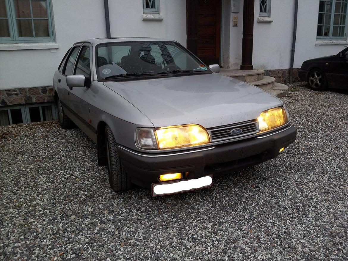 Ford Sierra 2,0i billede 1