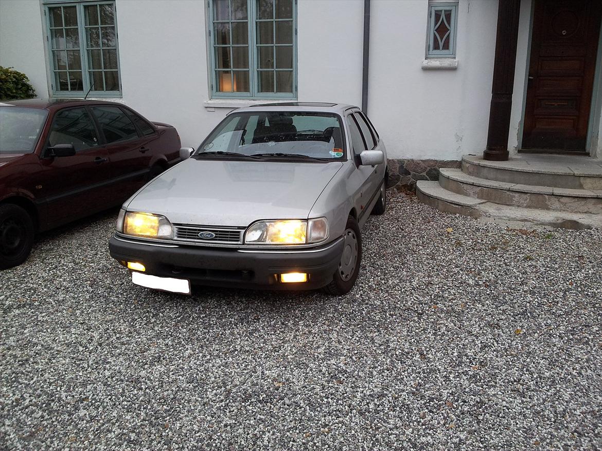 Ford Sierra 2,0i billede 2