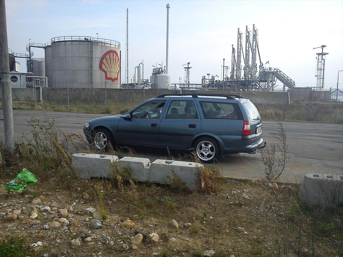 Opel vectra b 1,8 16v stationcar SOLGT billede 12