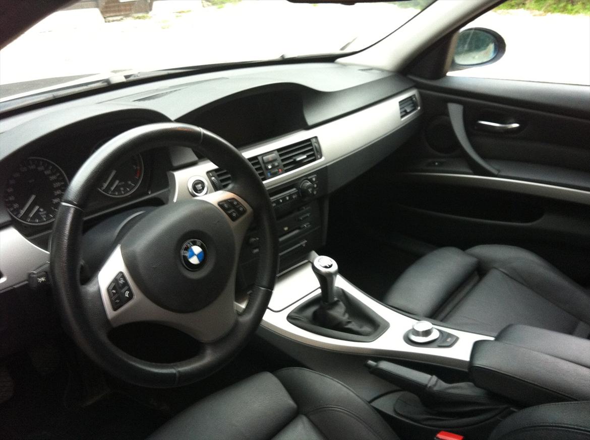 BMW 320d billede 9