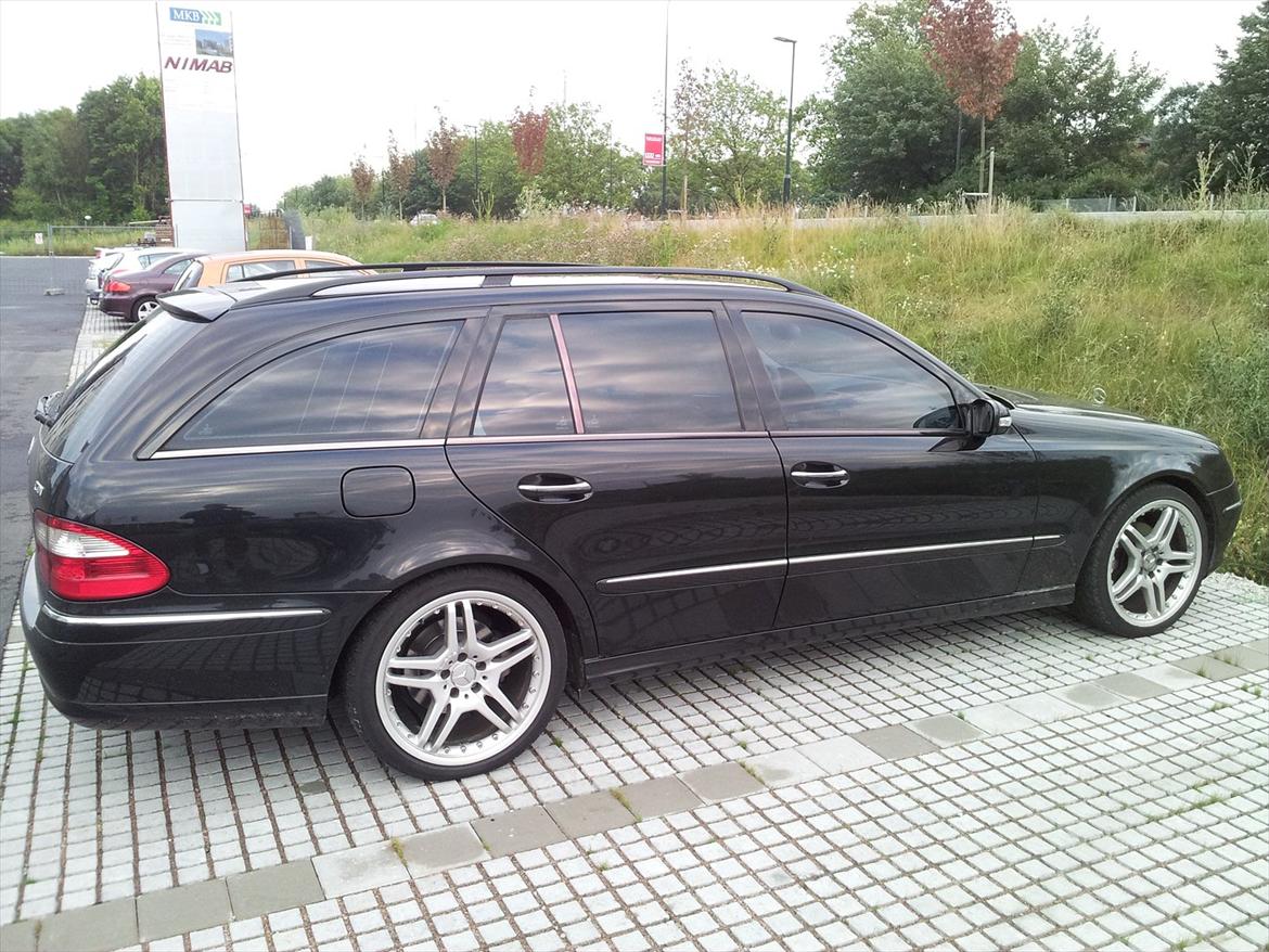 Mercedes Benz E270 T CDI billede 6