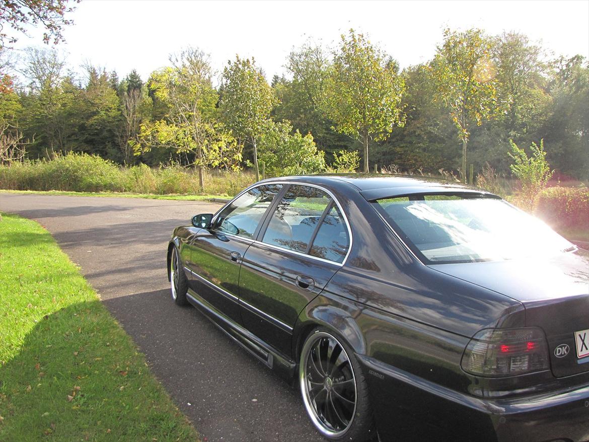 BMW 540i solgt! billede 7