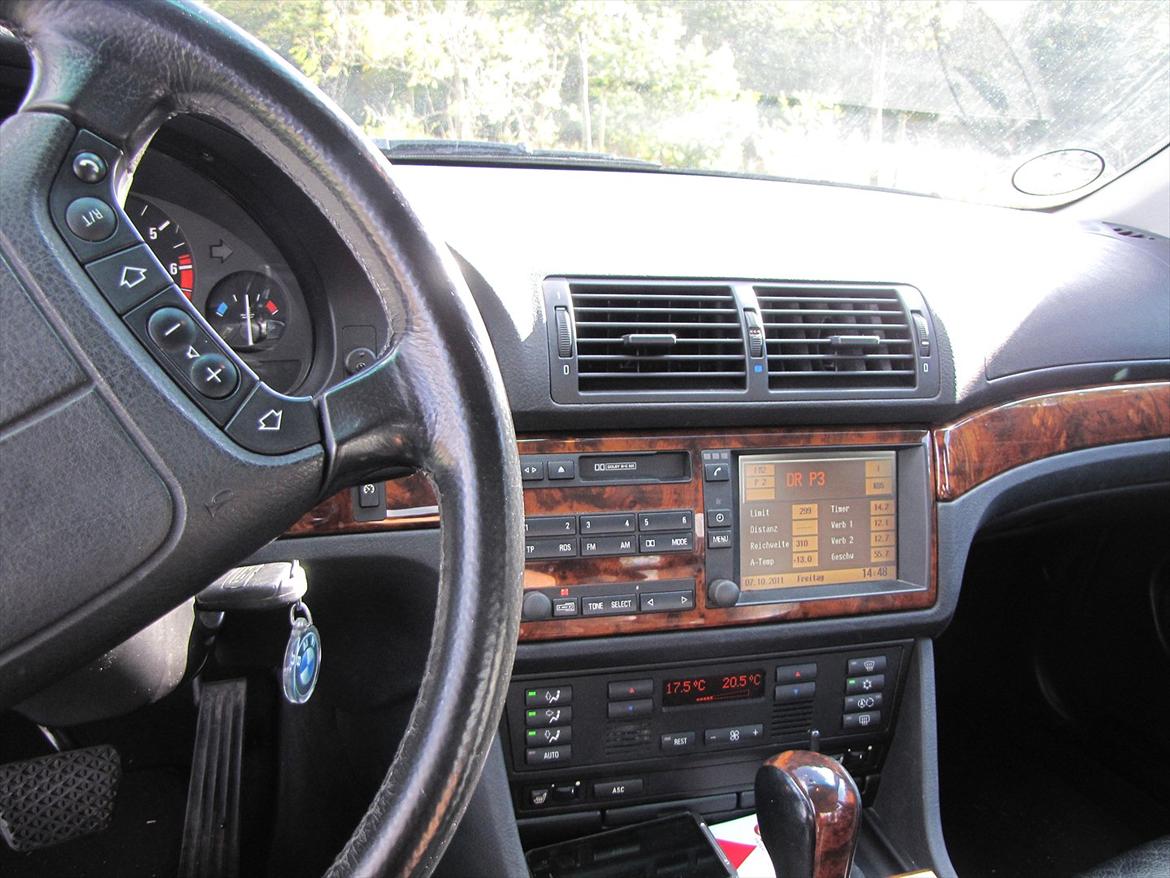 BMW 540i solgt! billede 9