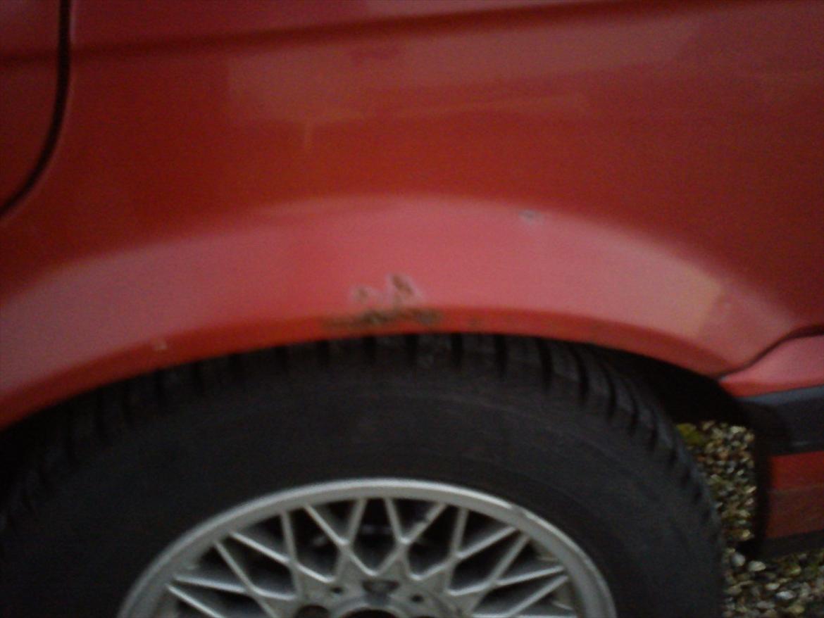 BMW E30 324td billede 2