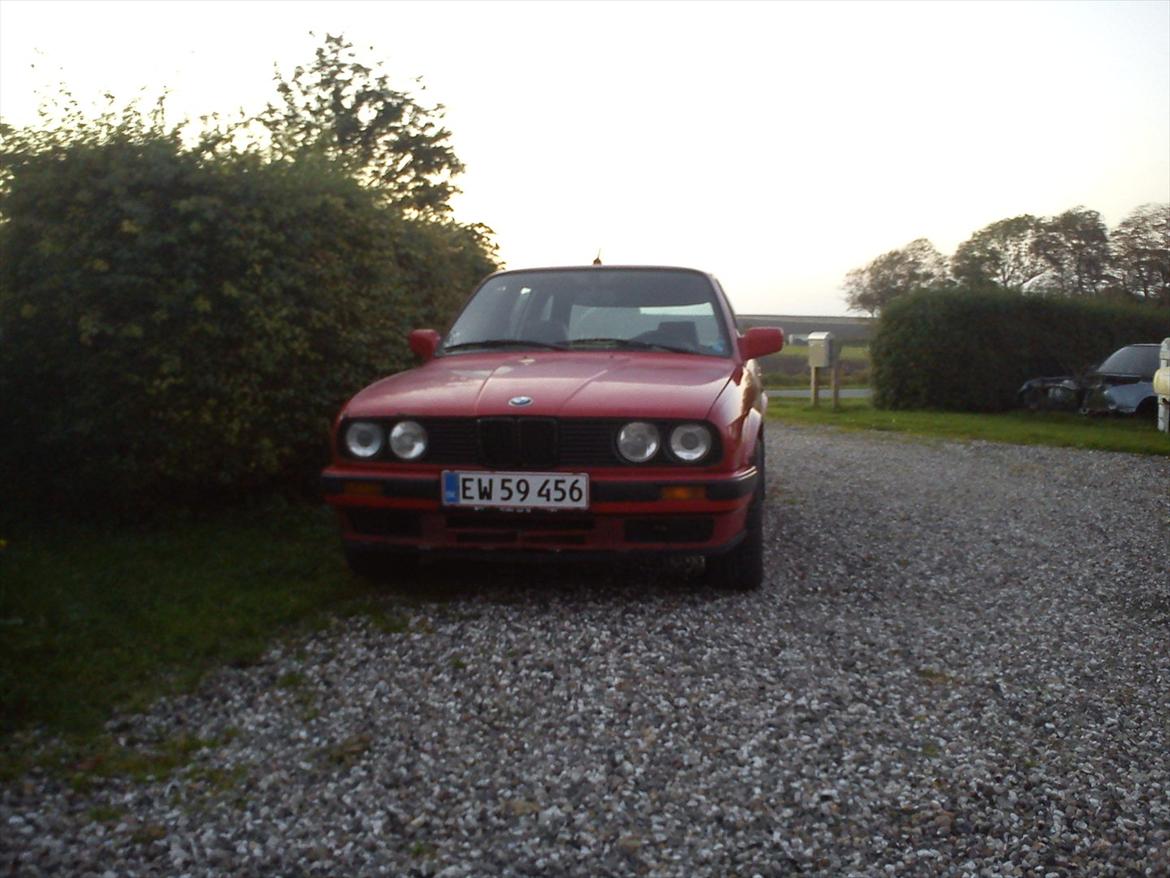 BMW E30 324td billede 6