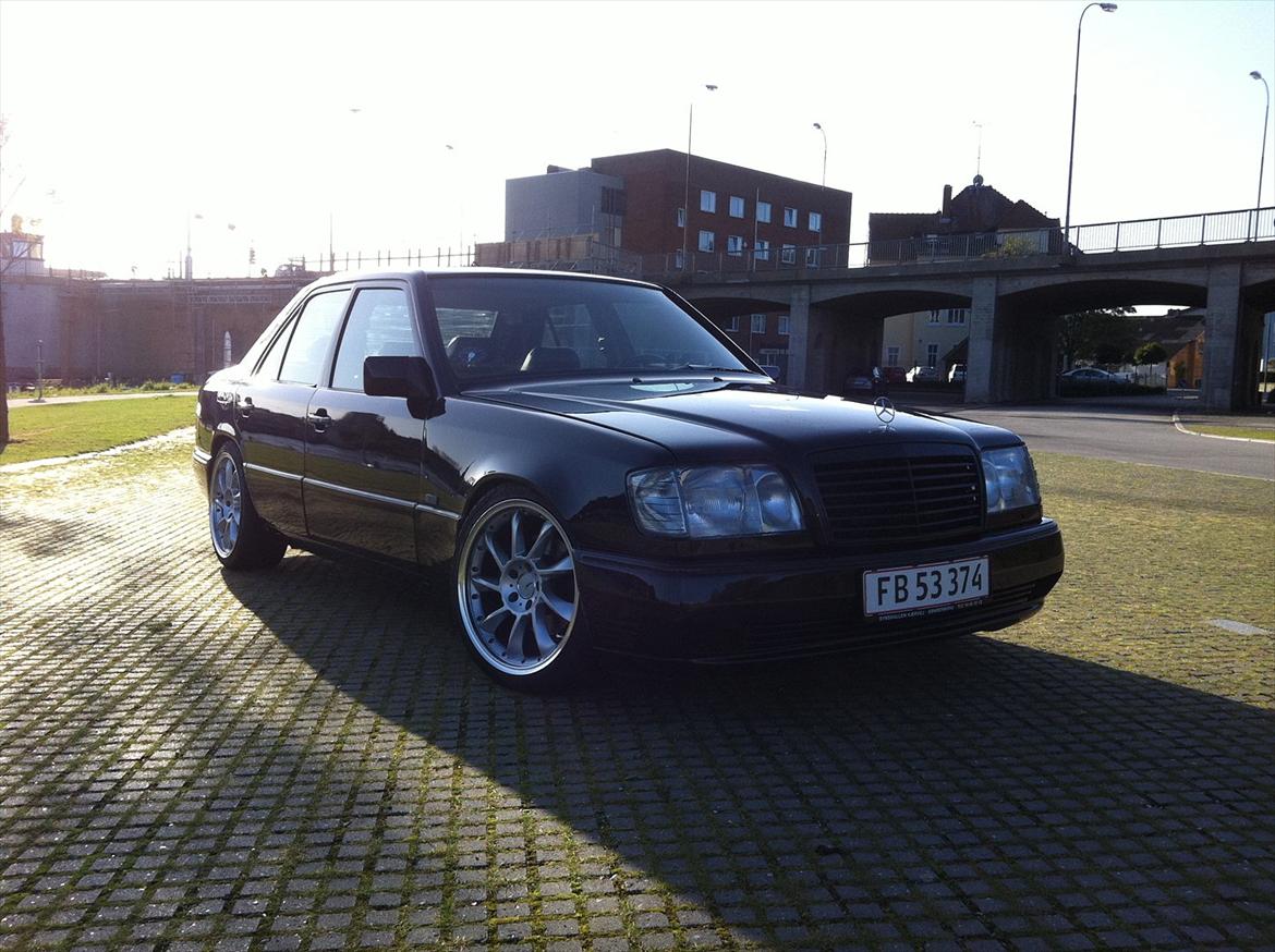 Mercedes Benz W124 300E-24 billede 3