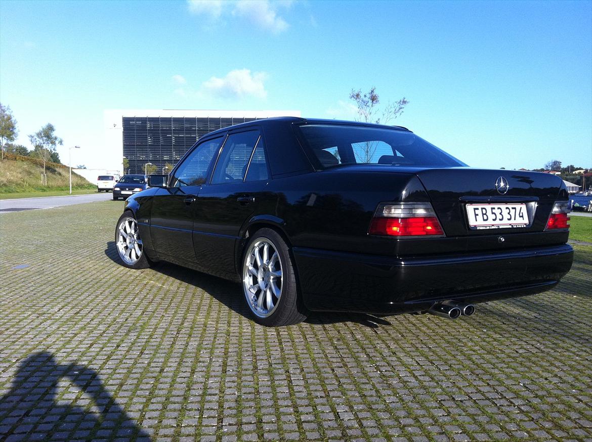 Mercedes Benz W124 300E-24 billede 6