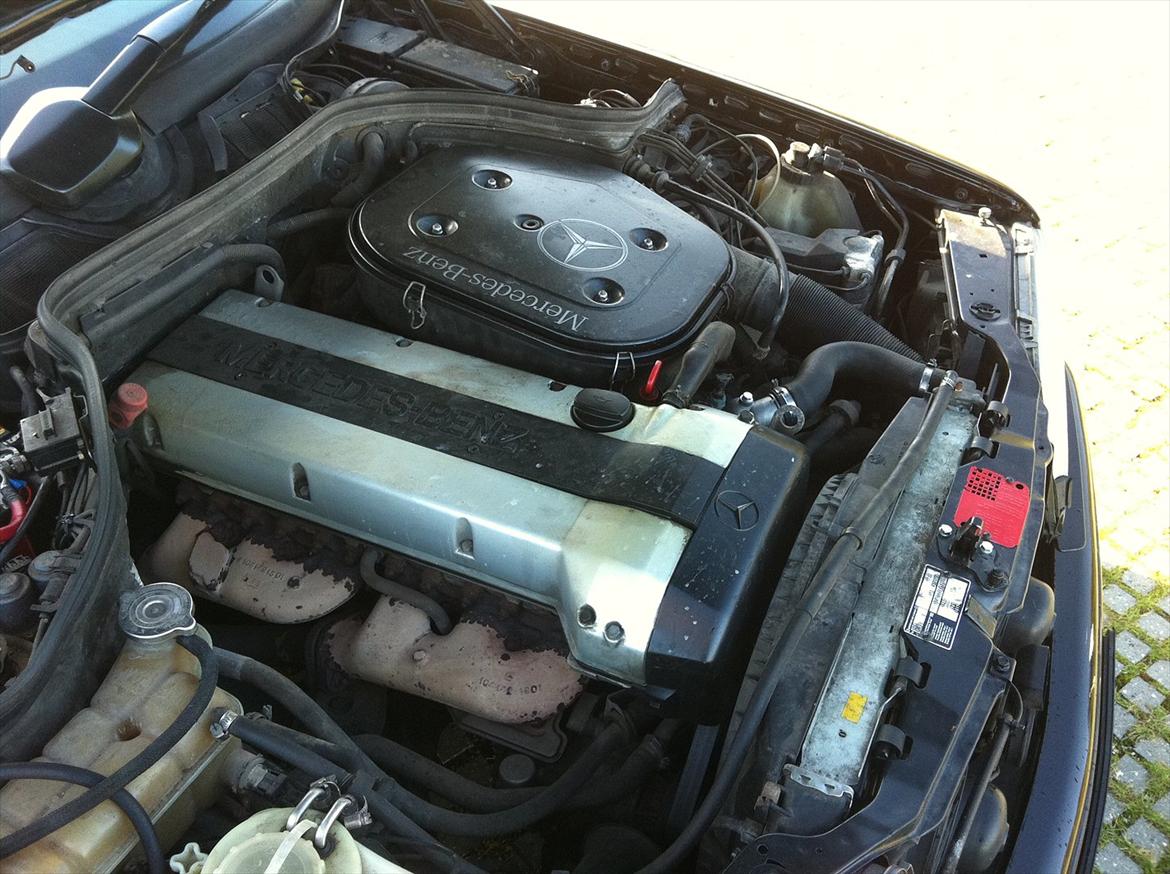 Mercedes Benz W124 300E-24 billede 12