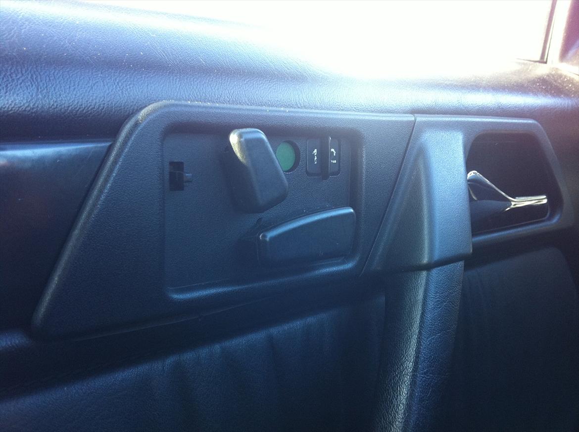 Mercedes Benz W124 300E-24 billede 15