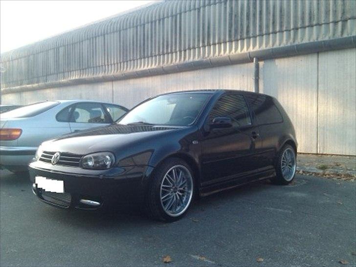 VW Golf 4 GTI - Så er den stort set færdig, der mangler måske en sænkning ? billede 1