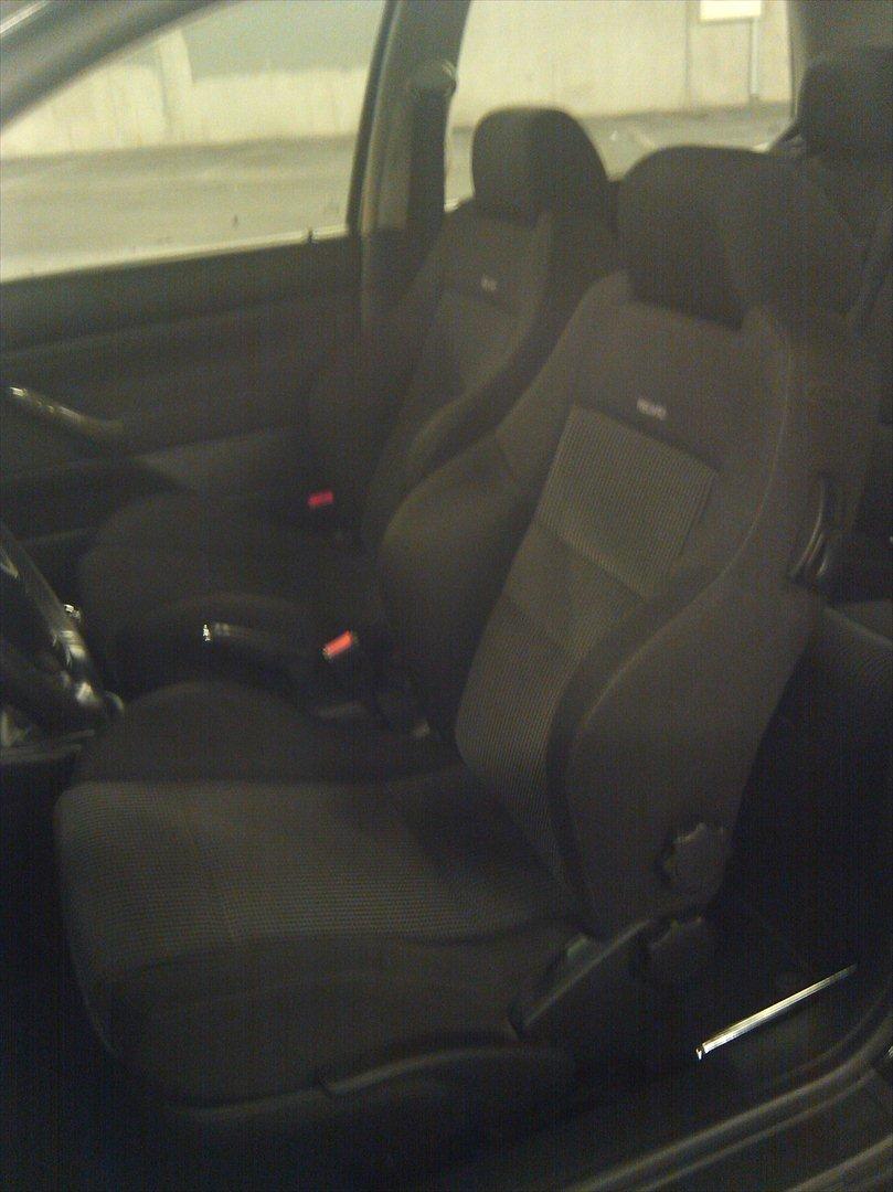 VW Golf 4 GTI - Fin kabine med Recaro sportssæder for og bag billede 7