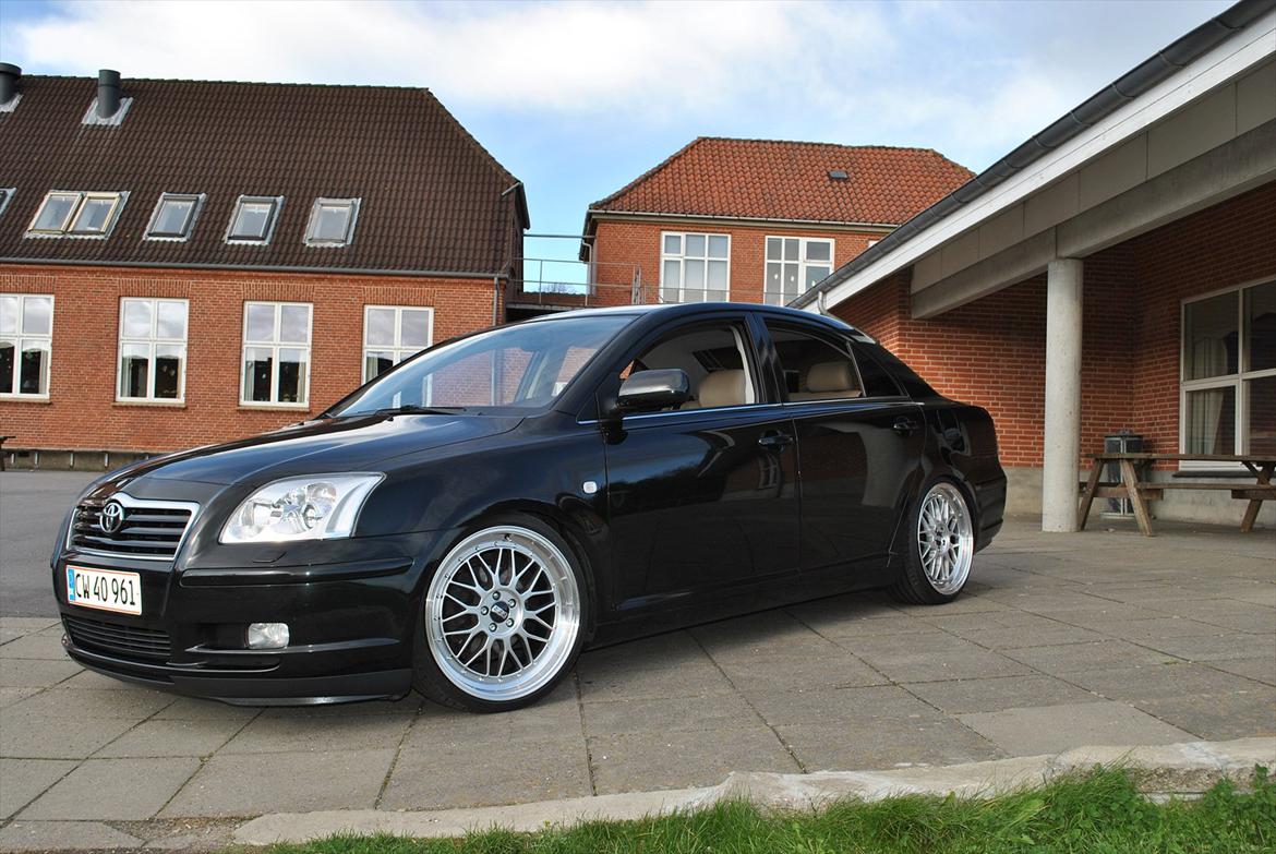 Toyota Avensis SOLGT billede 6