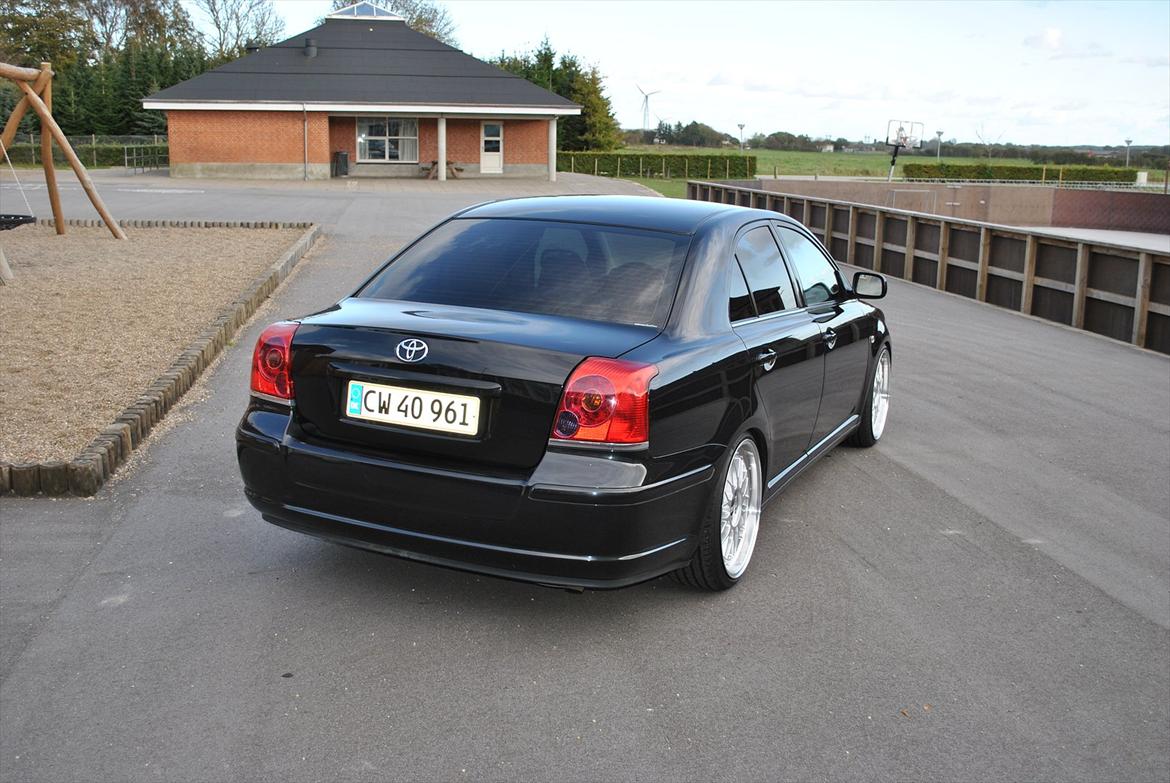 Toyota Avensis SOLGT billede 7