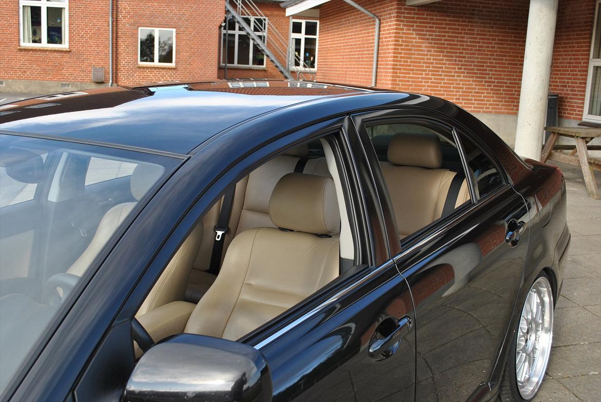 Toyota Avensis SOLGT billede 10