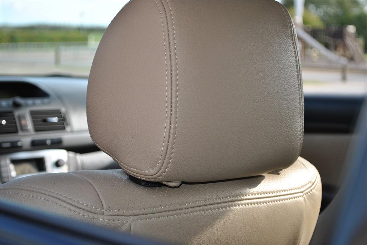 Toyota Avensis SOLGT billede 18