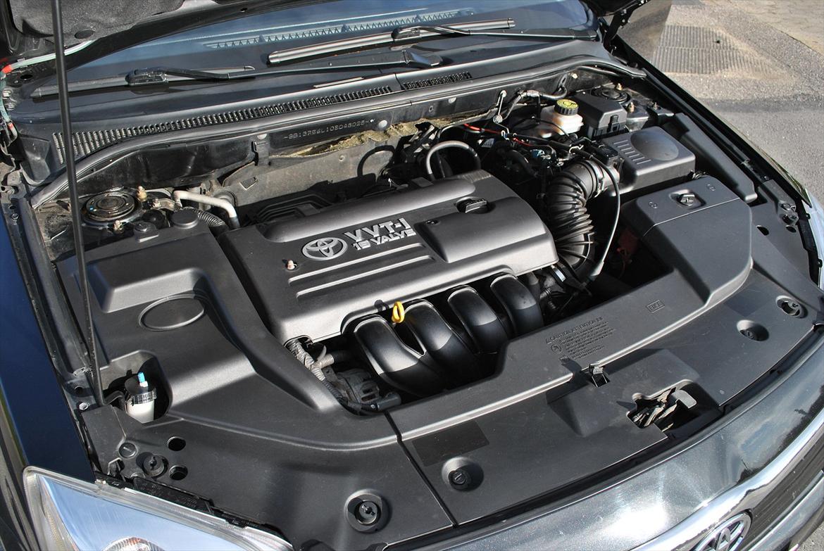 Toyota Avensis SOLGT billede 19