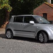 Suzuki Swift GLA+