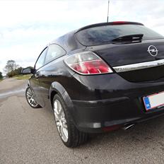 Opel Astra H 2,0 GTC Turbo (Solgt)