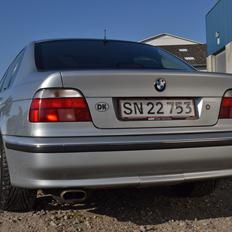 BMW M5 Hartge V8 4.7 (437,7 HK)
