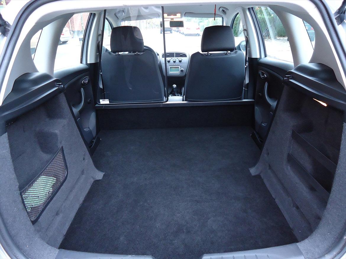 Seat Altea - Bare fordi bagagerummet er større, er det absolut ikke en undskyldning for at rode. billede 9